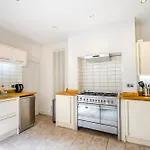 22 North Parade