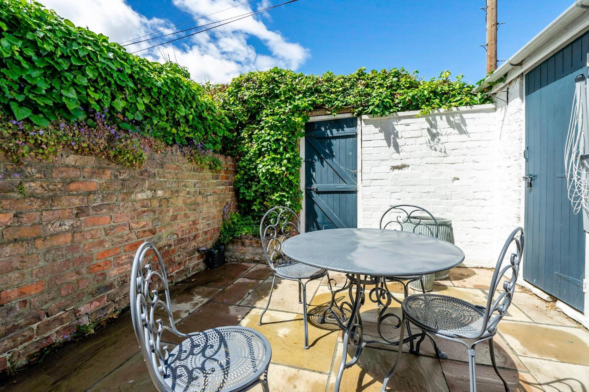 22 North Parade York